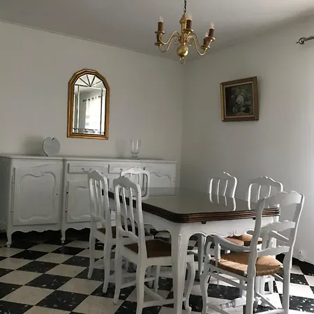 Nyaraló Maison Et Piscine Privee