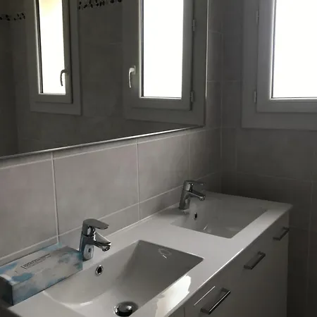 Maison Et Piscine Privee بيت للعطل *